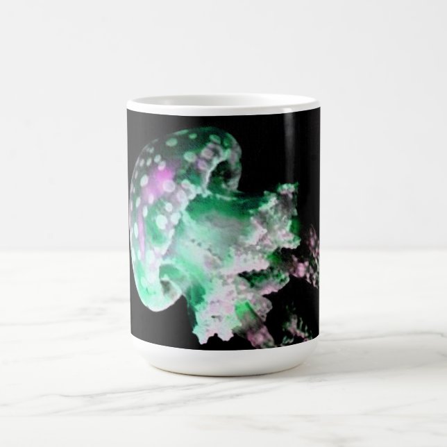 Mug Conception de poisson de gelée verte Monogramme Mu (Centre)