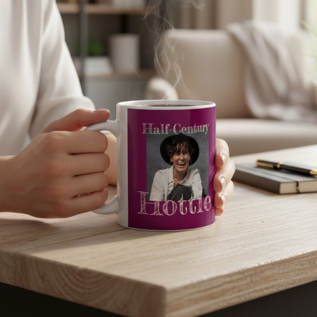 Mug Conception de texte blanc Bourgogne Hottie Demi-Si (Créateur téléchargé)
