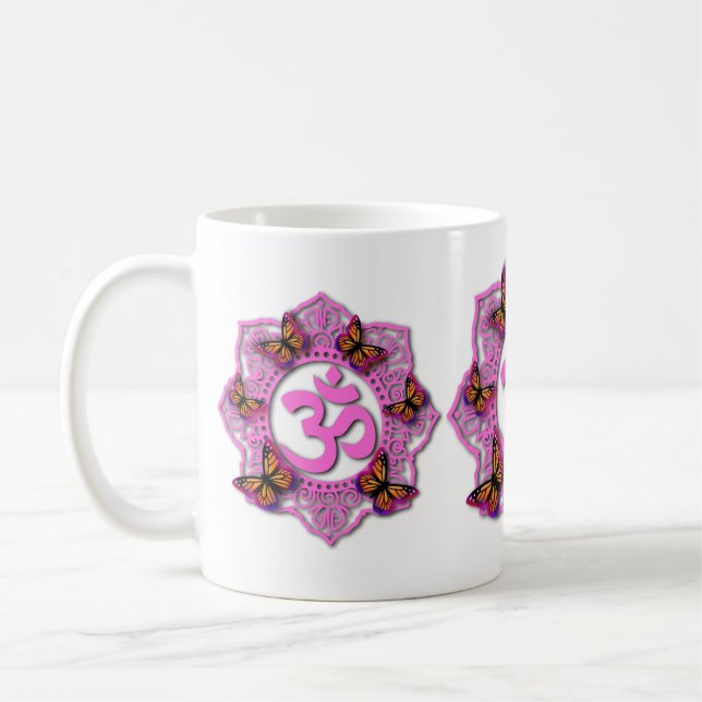 Mug Conception mandala ohm rose avec papillons Monarch (Gauche)