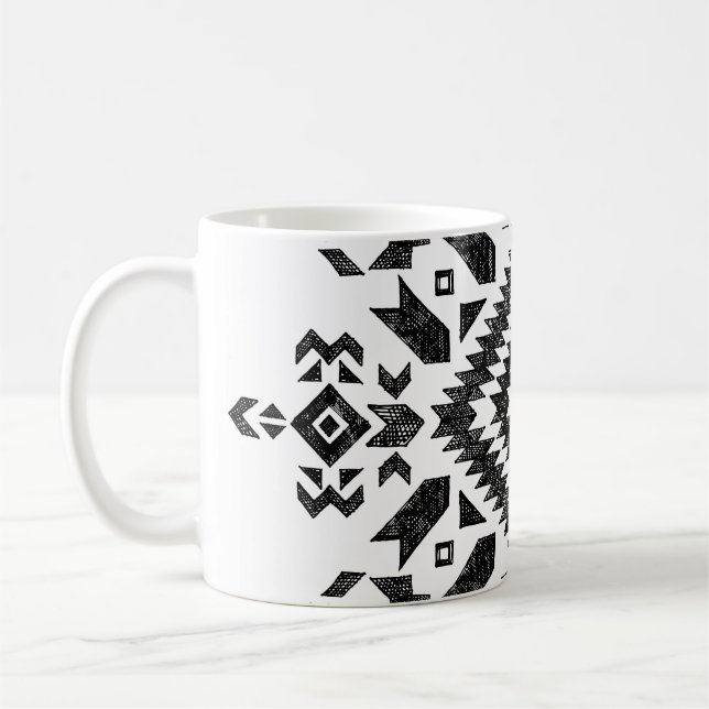 Mug Conception tribale : Noir Blanc Dessiné À La Main (Gauche)