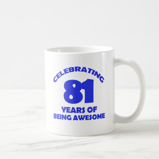 Mug conceptions d'anniversaire de 81 années (Droite)