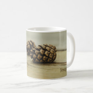 Mug Cônes de pin automnaux rustiques Photo de nature e
