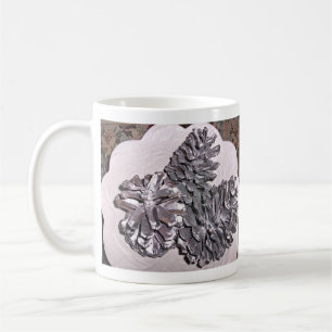 Mug Cônes de pin peints par argent