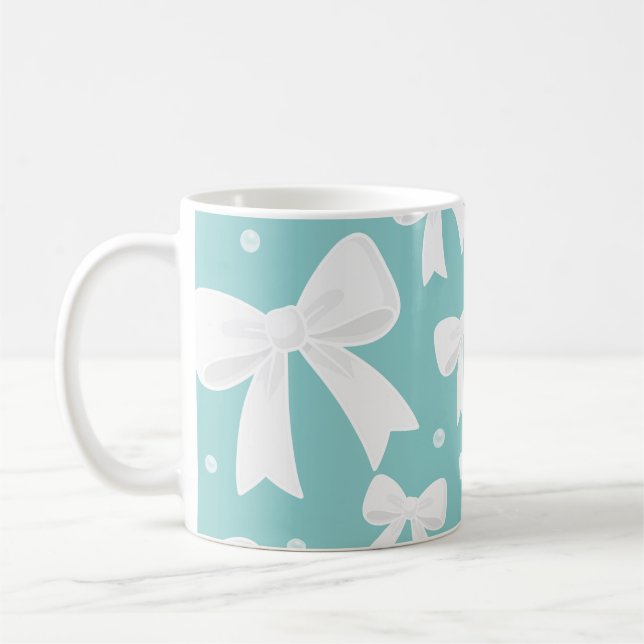 Mug Coquette Bleue Avec Perles Et Rubans Blancs  (Gauche)