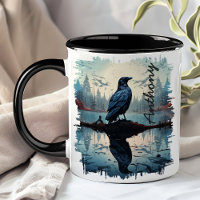 Corbeau par réflexion de lac tranquille