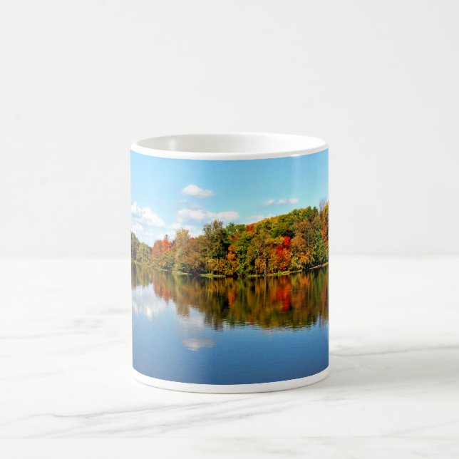 Mug Couleurs d'automne de paysage de chute (Centre)