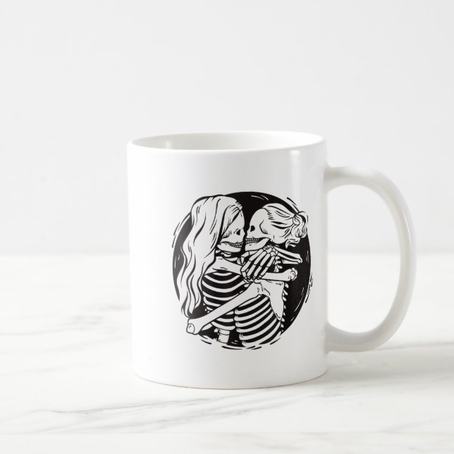 Mug Couple lesbien Fierté LGBT Squelettes s'embrassant (Droite)