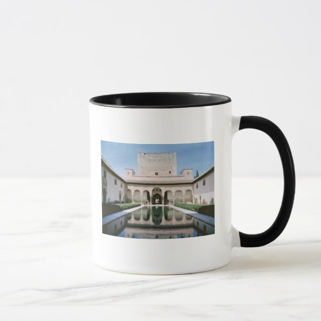 Mug Cour des myrtes, commencée en 1333 (Droite)