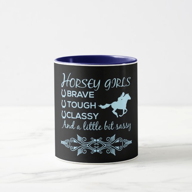 Mug Courageuse fille de cheval robuste en bleu clair (Centre)