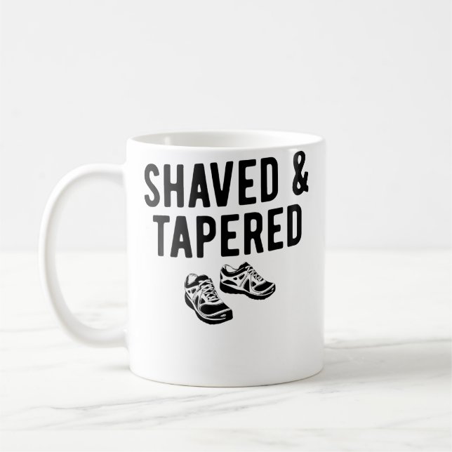 Mug Coureur à distance drôle rasé affiné (Gauche)