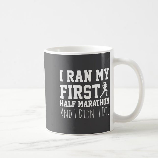 Mug Coureur de semi-marathon drôle pour première fois  (Droite)