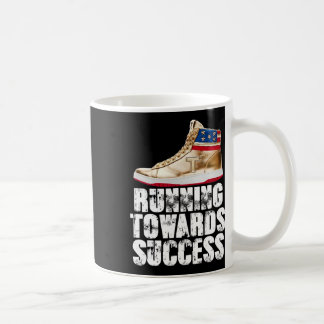 Mug Courir vers le succès Trump Sneakers Républicain