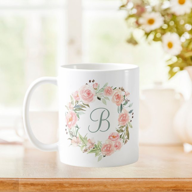 Mug Couronne de fleurs rose pastel monogrammée (In situ Kitchen table)