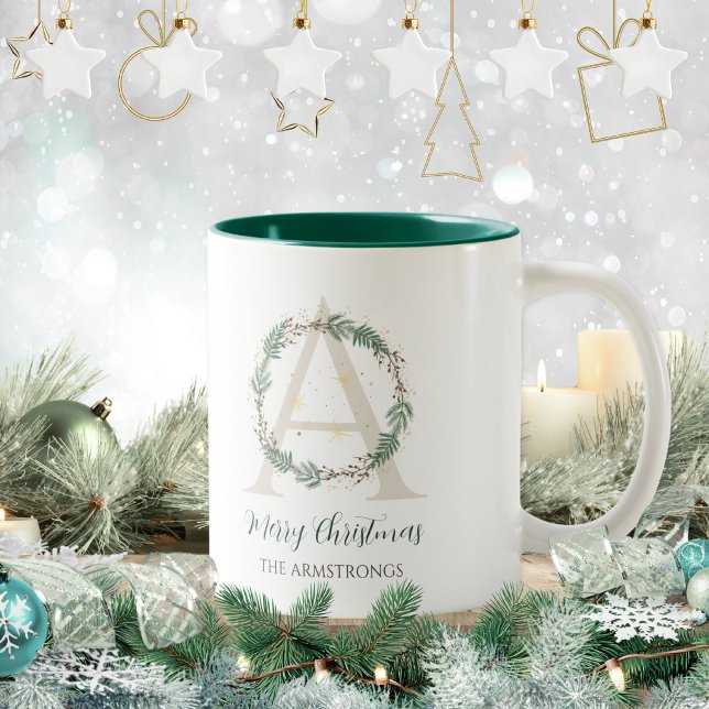 Mug Couronne de monogramme vert forêt Noël initiale (Créateur téléchargé)