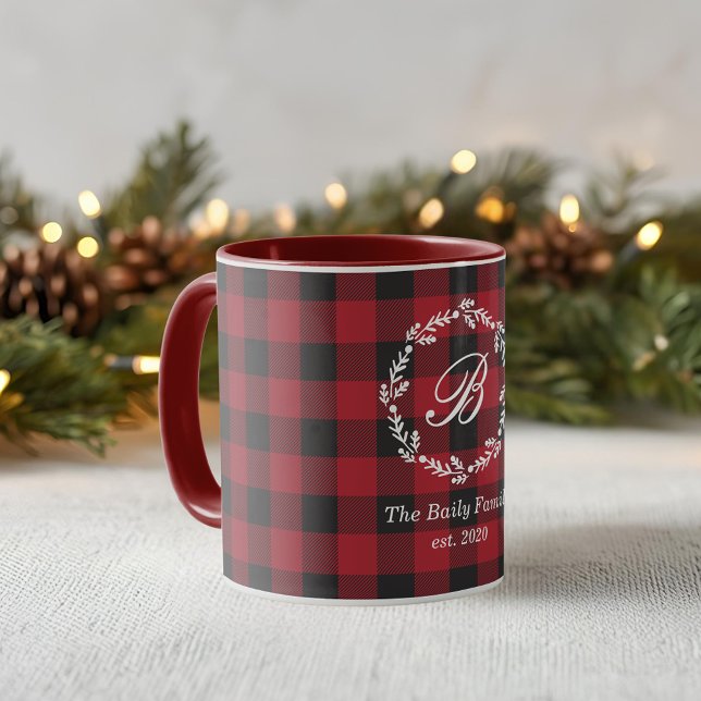 Mug Couronne de Noël en damier bœuf rouge rustique ave (Créateur téléchargé)
