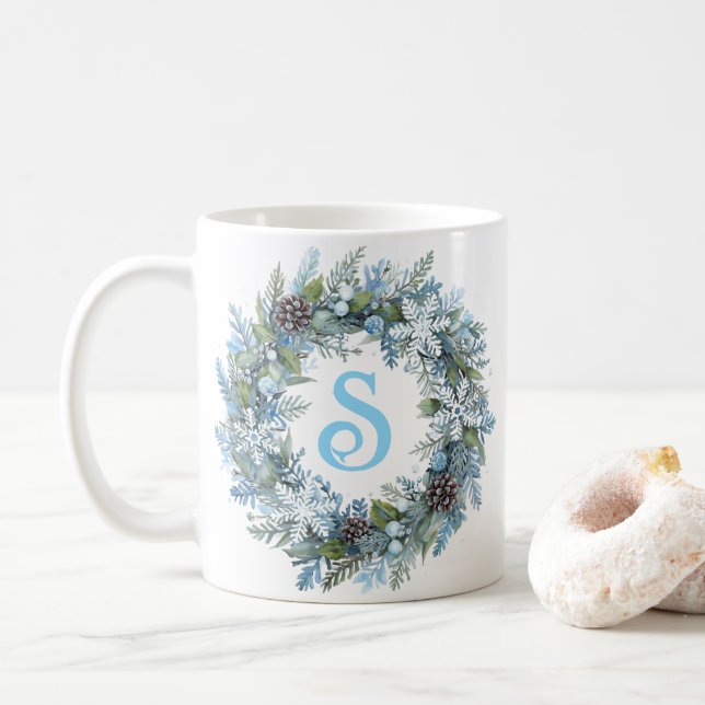 Mug Couronne initiale de monogramme moderne d'hiver (Avec donut)
