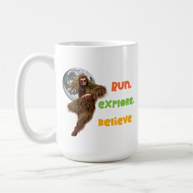 Mug Course d'aventure Sasquatch Believe Design (Gauche)