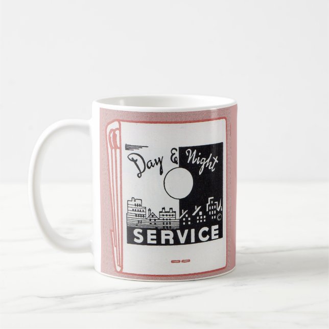 Mug couverture de vieux matchs Service de jour et de n (Gauche)