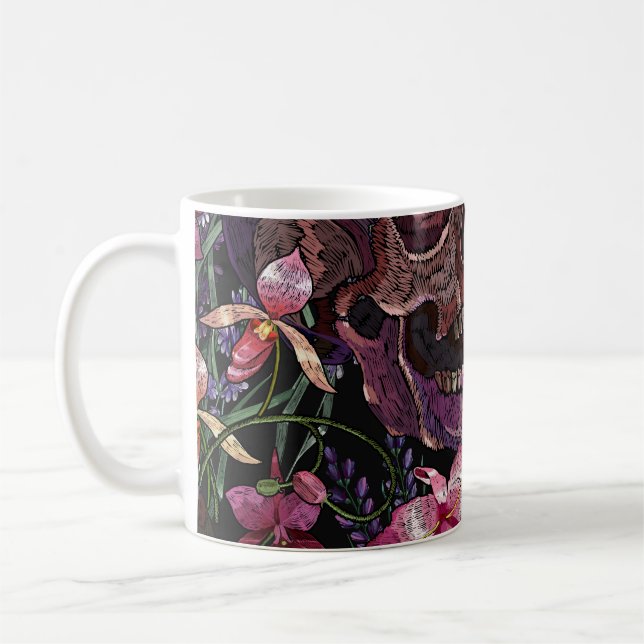 Mug Crâne brodé : Motif gothique de l'orchidée (Gauche)
