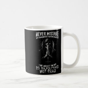 Mug Crâne d'Halloween Erreur de Gentillesse pour Faibl