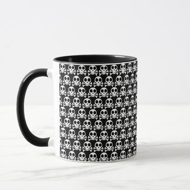 Mug crâne effrayant sur fond noir (Gauche)