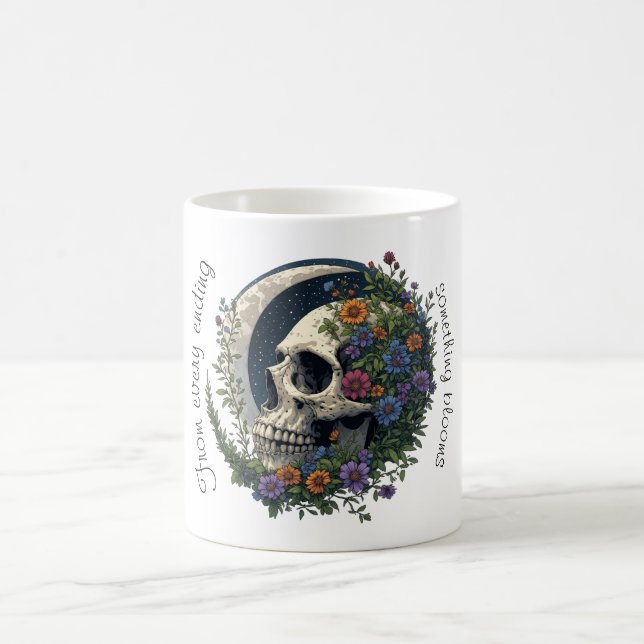 Mug Crâne Floral & Lune Art Gothique Céleste (Centre)