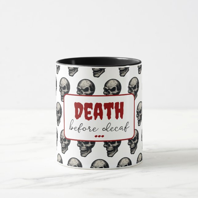 Mug Crâne gothique "Mort avant décaf" | Éffrayant Funn (Centre)