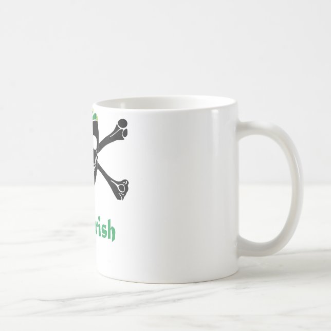 Mug Crâne irlandais et os croisés de pirate (Droite)