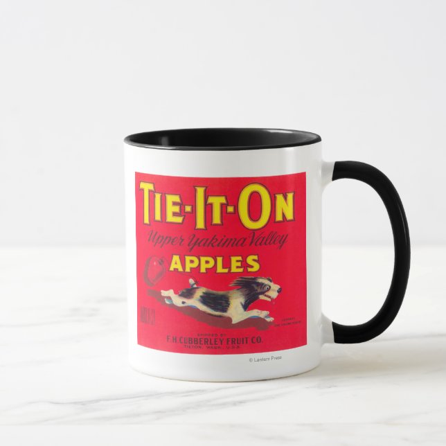 Mug Cravate It On Apple Étiquette (rouge) - Tieton, WA (Droite)