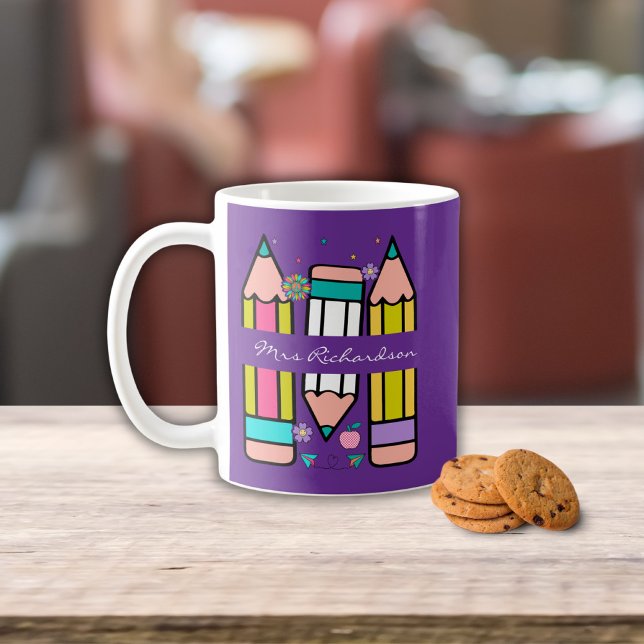 Mug Crayon de nom d'enseignant de dessin animé de coul (Créateur téléchargé)