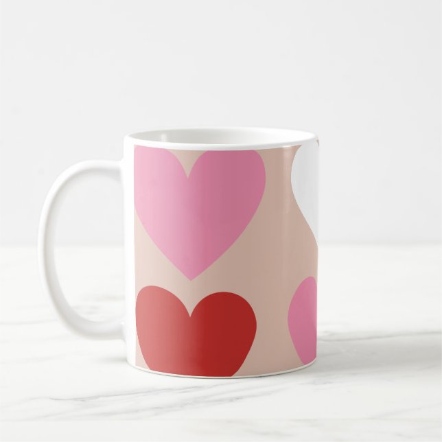 Mug créé avec des Coeurs colorés. (Gauche)