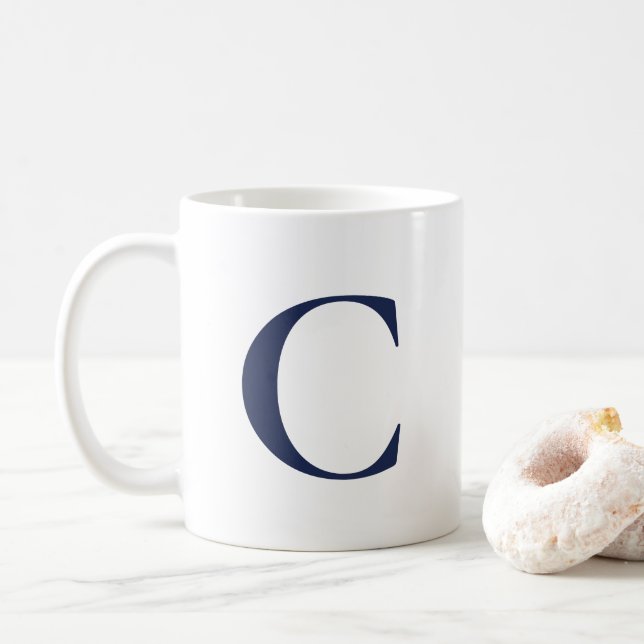 Mug Créez votre propre monogramme bleu marine (Avec donut)