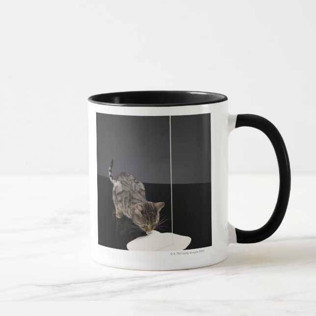 Mug Crème potable argentée de chat tigré de plancher (Droite)