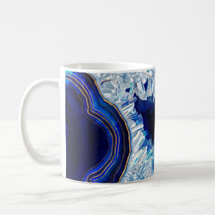 Mug Cristaux de géoode bleu foncé et Art numérique d'o