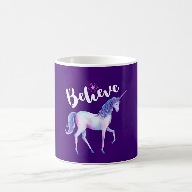 Mug Croyez avec Unicorn dans les aquarelles pastel (Centre)