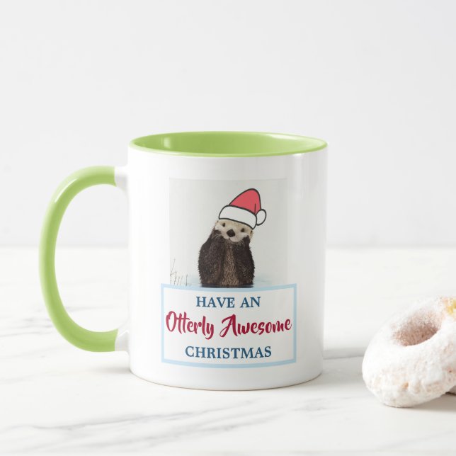 Mug Cute Otter portant un jeu de Noël de chapeau de Pè (Avec donut)