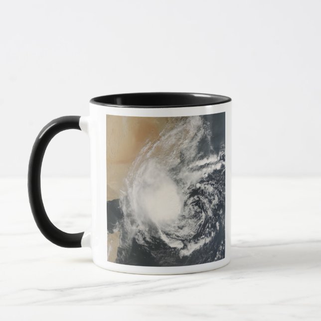 Mug Cyclone tropical sans nom (Gauche)