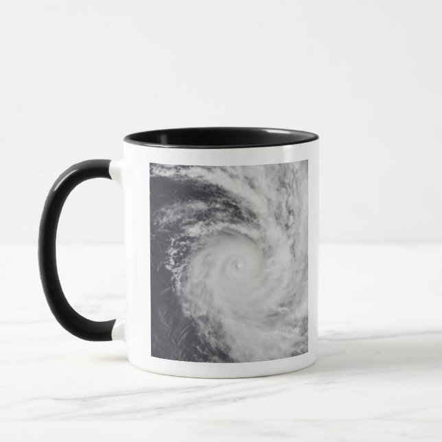 Mug Cyclone Zoe dans l'océan Pacifique Sud (Gauche)