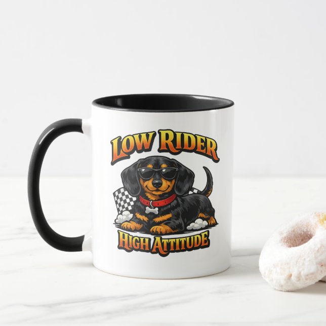 Mug Dachshund drôle bas sur pattes, hautain (Avec donut)