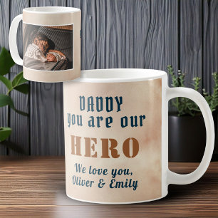 Mug Daddy Hero Aquarelle Fête du Père Photo de famille