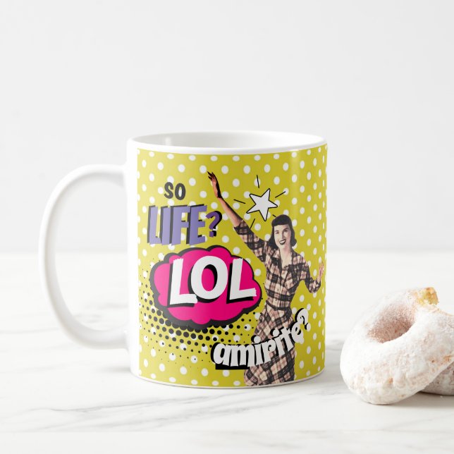 Mug Dame rétro de l'art pop de la bande dessinée drôle (Avec donut)