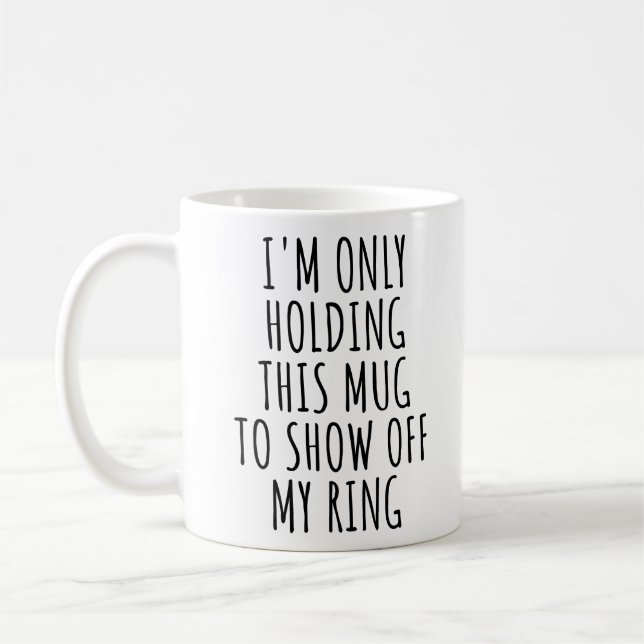 Mug d'annonce de fiançailles : Montrez ma bague (Gauche)