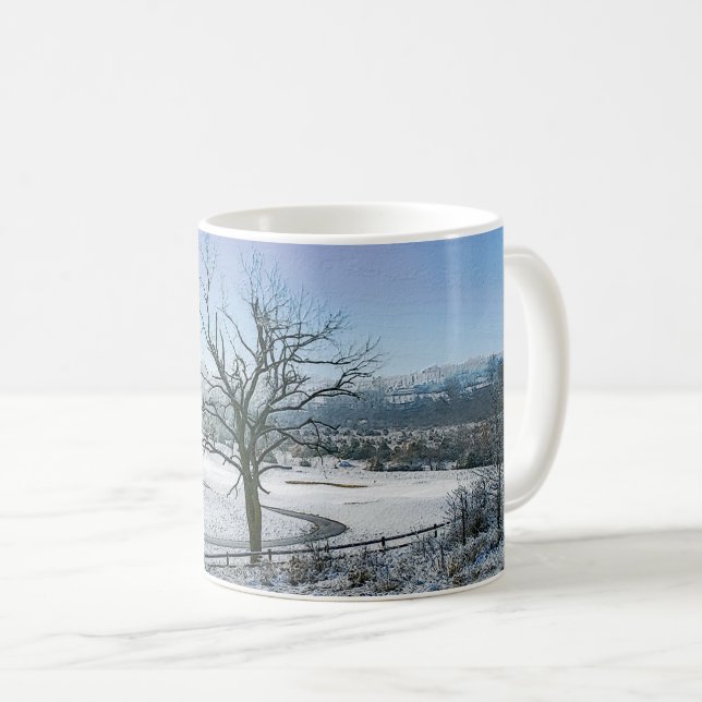 Mug de café Ozark Hills couvert de neige (Devant droit)