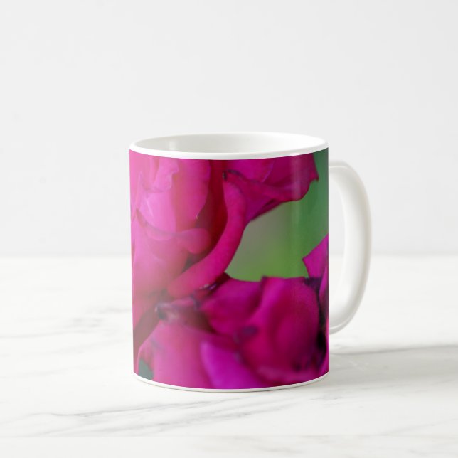 Mug de café rose en fleurs (Devant droit)