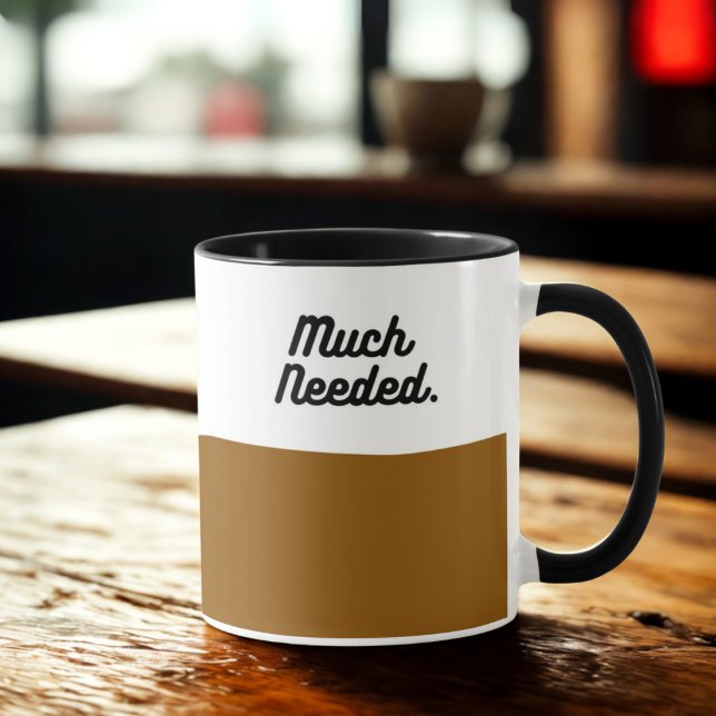 Mug de café très nécessaire - Citation amusante mi (Créateur téléchargé)