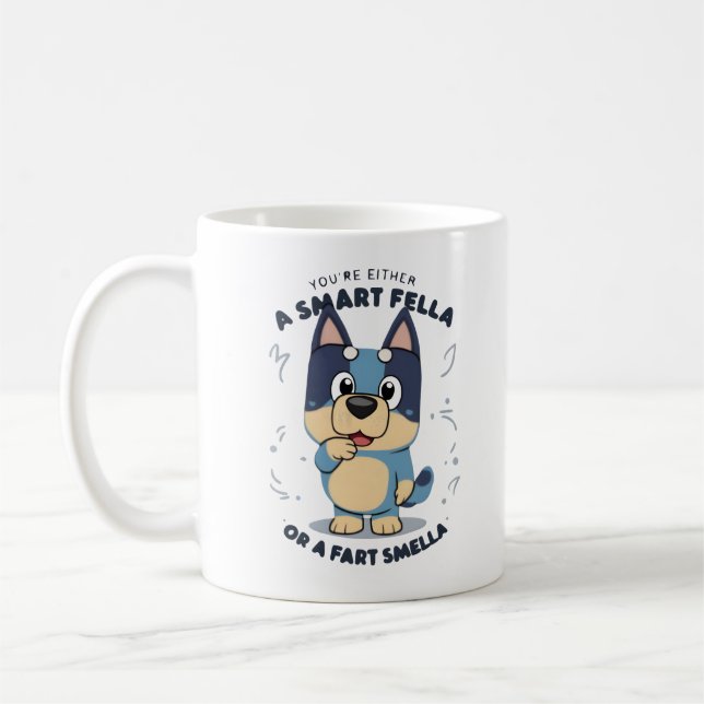 Mug de chien joueuse - Smart Fella ou Fart Smella (Gauche)