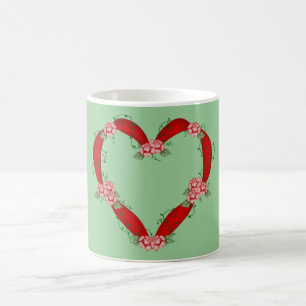 Mug de coeur fleuri