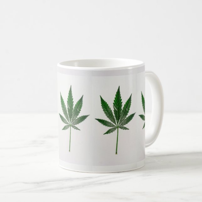 MUG DE CONCEPTION VERTE FEUILLE (Devant droit)