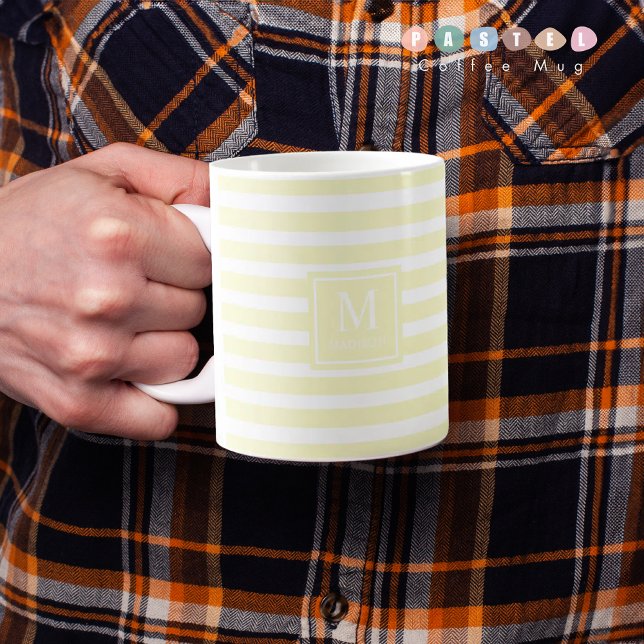 Mug de couleur jaune citron clair souple et solide (Solid Soft Light Pastel Lemon Yellow Color Mug
)