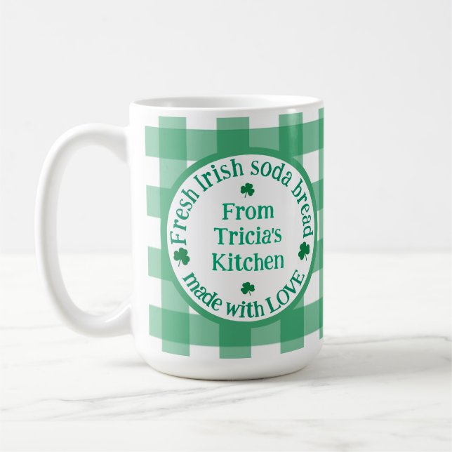 Mug De la cuisine de NOM avec amour Vérification verte (Gauche)